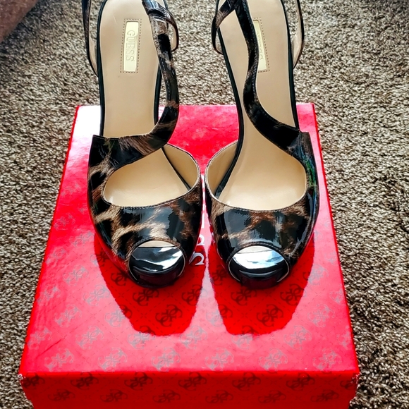 Guess Peep Toe Hilarie3 Heels - Picture 2 of 4